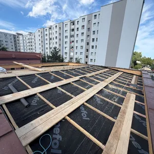 Výmena strechy na budove fary