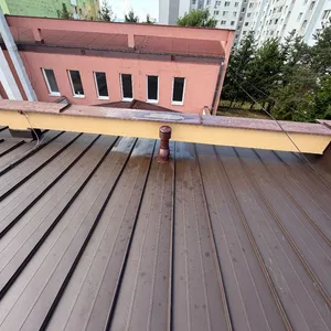 Výmena strechy na budove fary